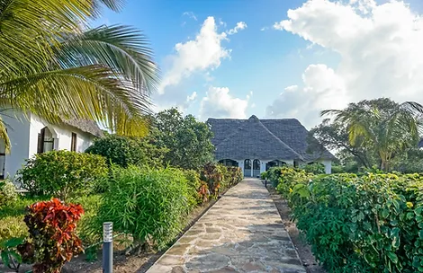 Deluxe Garden Room.jpg