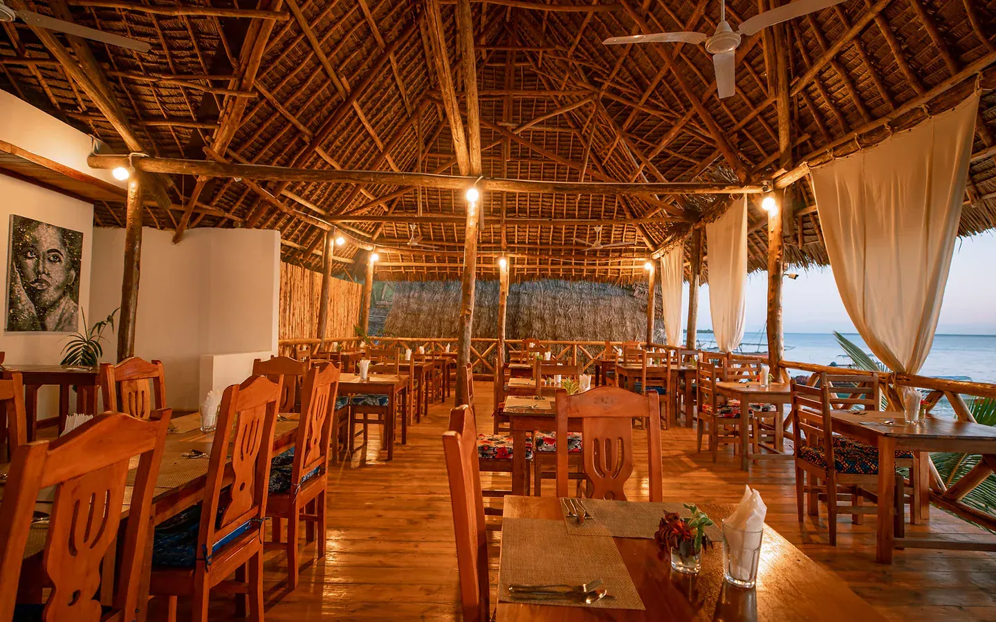 Restaurant.jpg